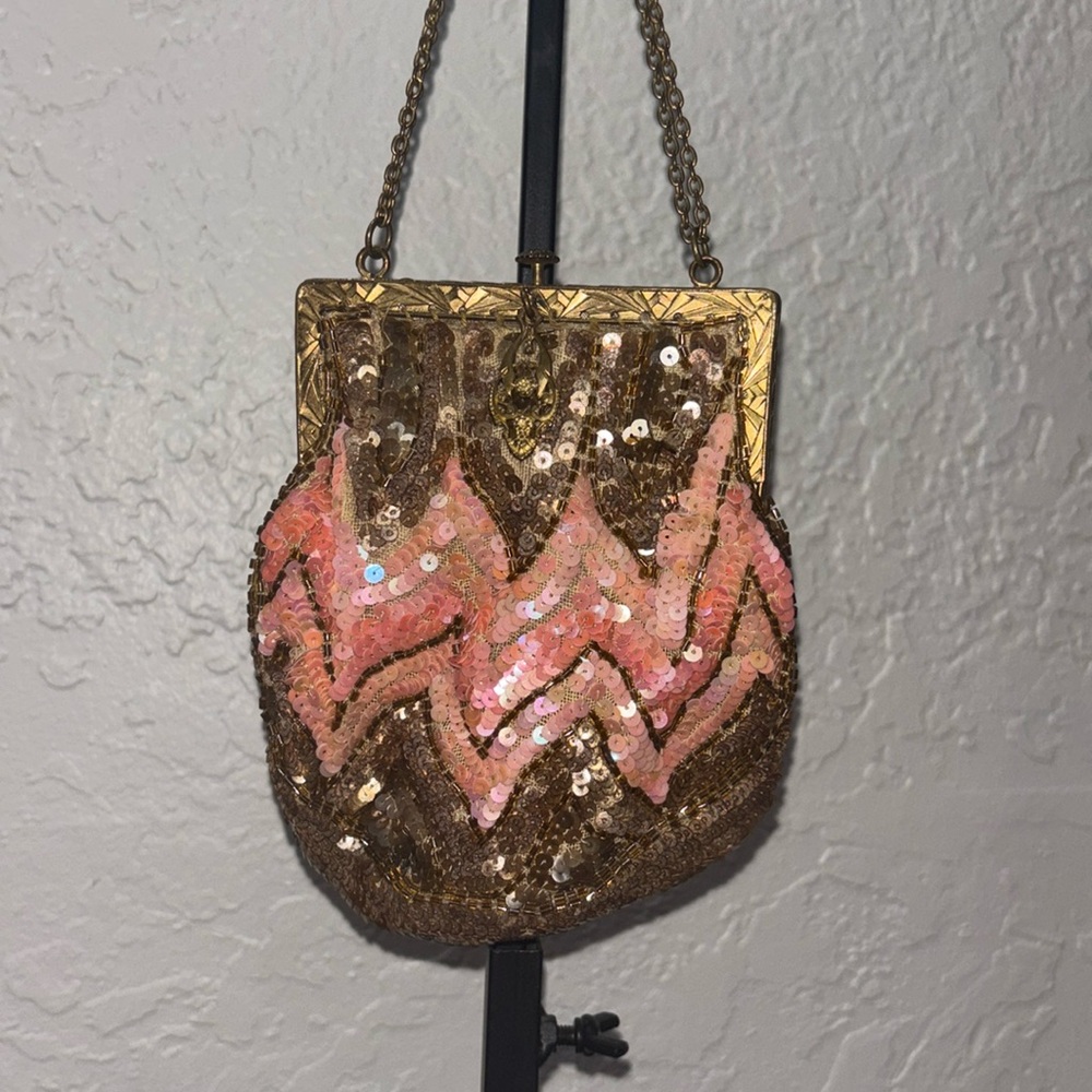 ❤️FINAL❤️Stunning sequined antique bag